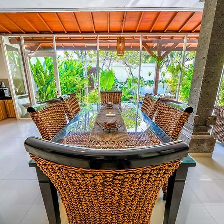 Villa Conor - Legian - Seminyak - 2 Bedroom 2 Bathroom Villa - Great Location Exteriör bild